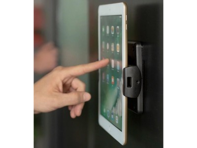 Compulocks UCLGVWMB - Universal Security Cling VESA Wall Mount for all iPads and Tablets up to 13” - Black