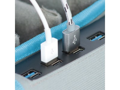 LapCabby GO2 Mini 5-Bay USB Portable Charging Case